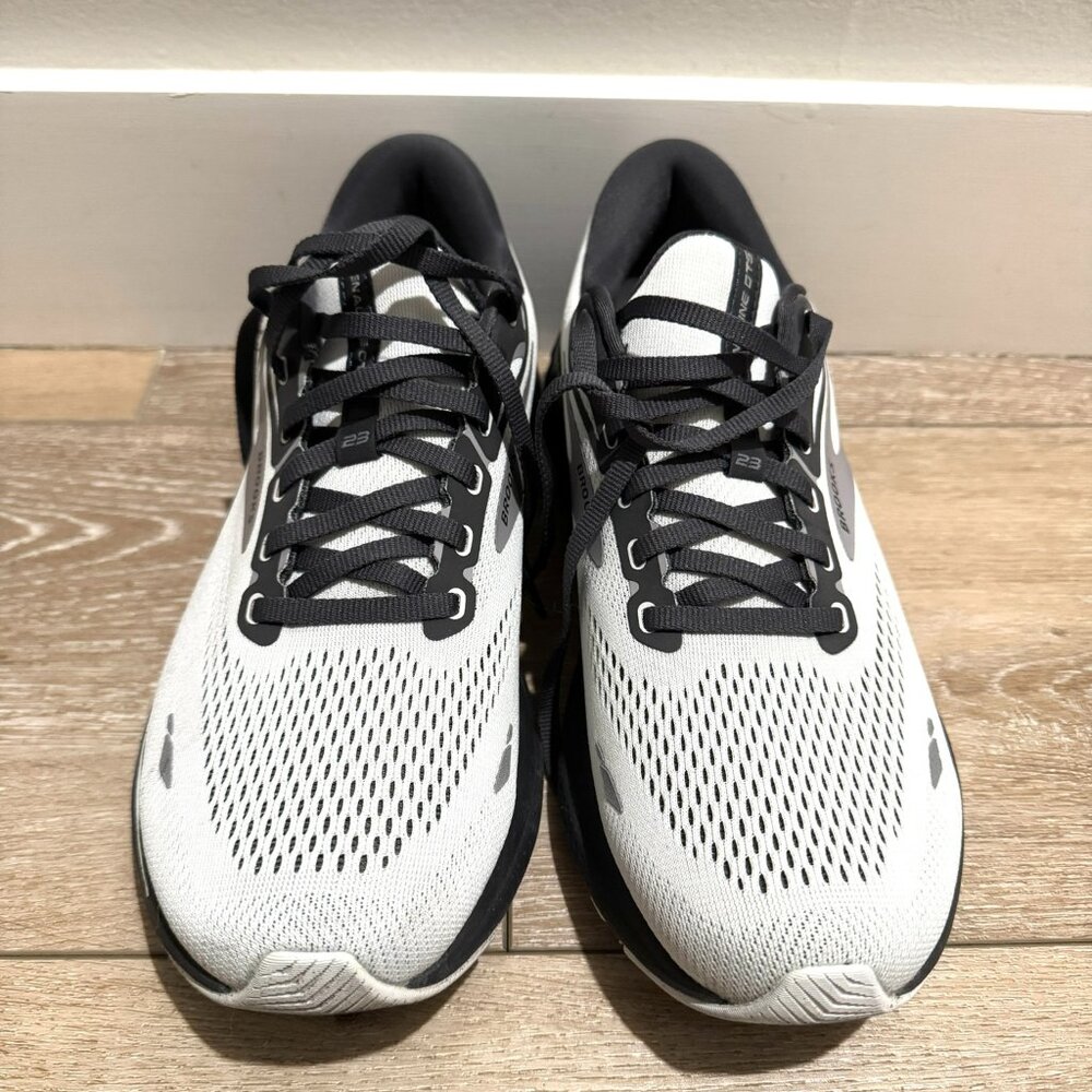 Brooks Adrenaline GTS 23 Men's (White/Black)